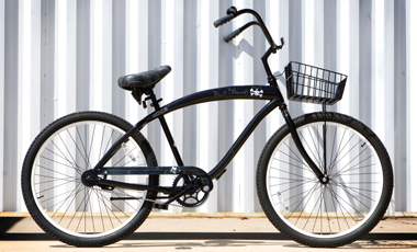 beach cruiser bicycle without fender and basket
